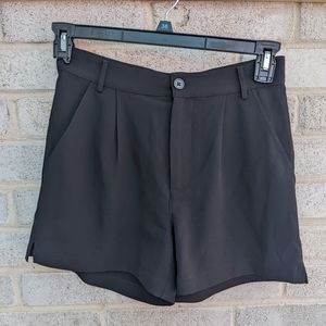 Brass Clothing black pleated shorts size 4
